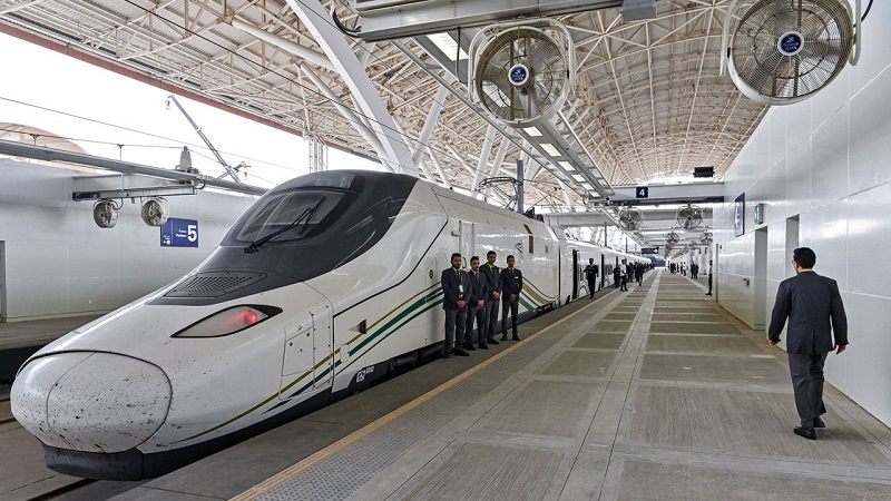 The high-speed train that zooms across the Saudi desert.